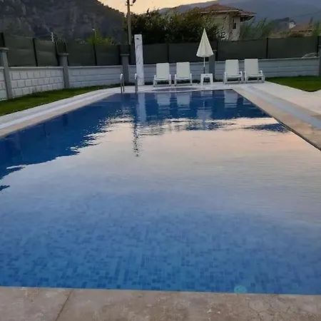 Villa Gunes *